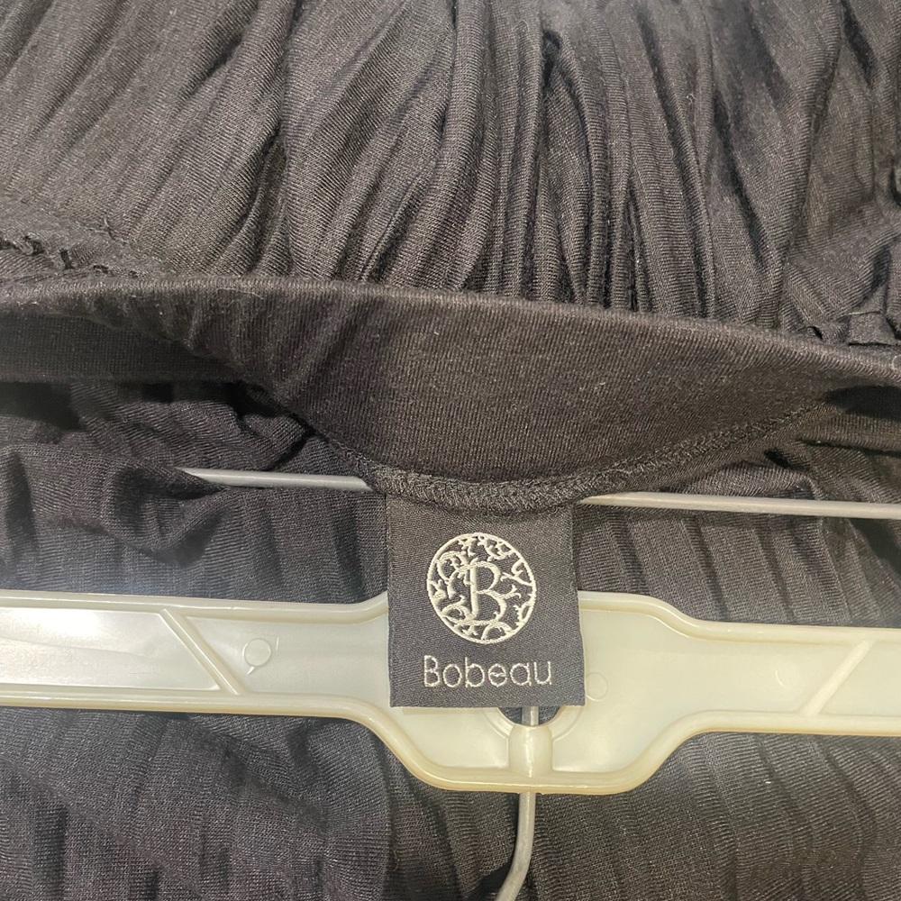 Bobeau Black Maxi Pleated Skirt - Picture 2 of 3